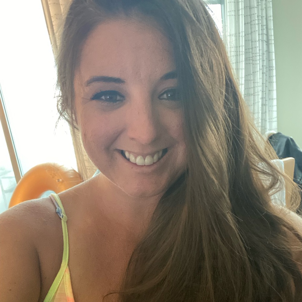 Meet your Posher, Jenn